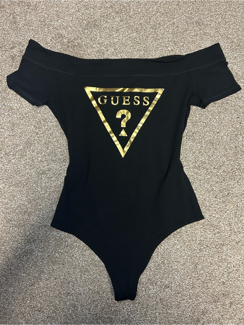 NWOT Guess Off Shoulder Bodysuit